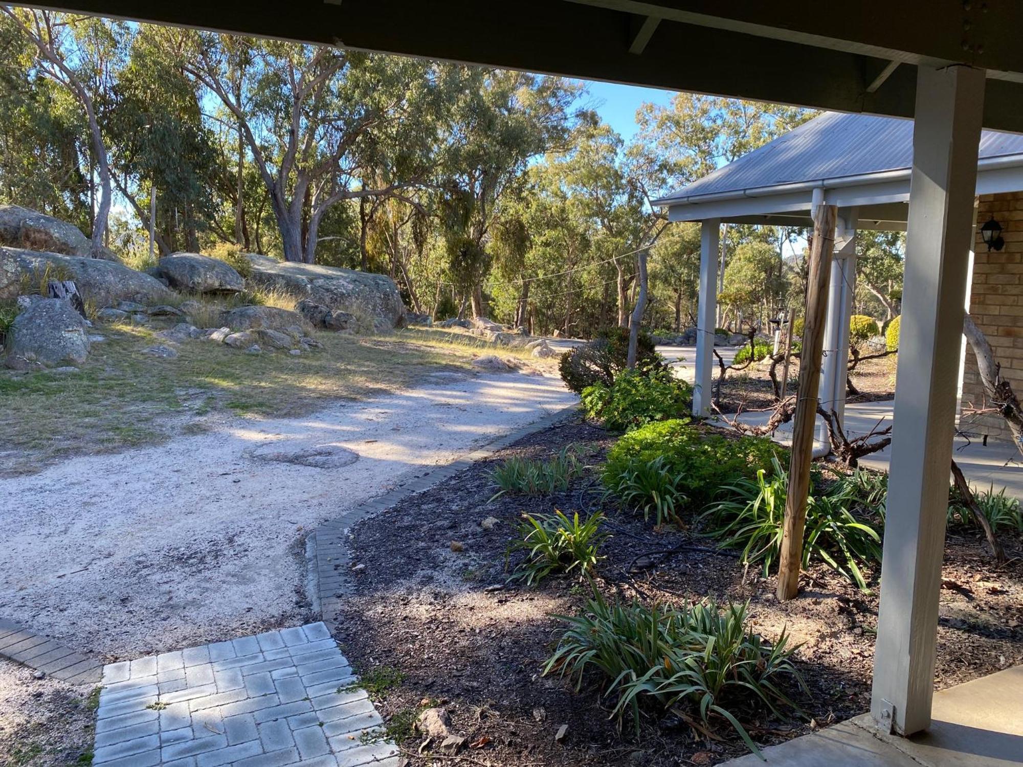 Girraween Country Inn Ballandean Exterior photo
